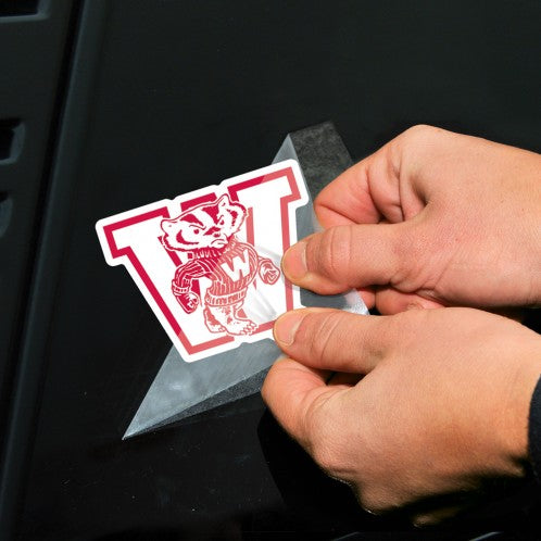 Wisconsin Badgers Retro Logo Die Cut Decal Stickers Perfect Cut 3x3 in ...